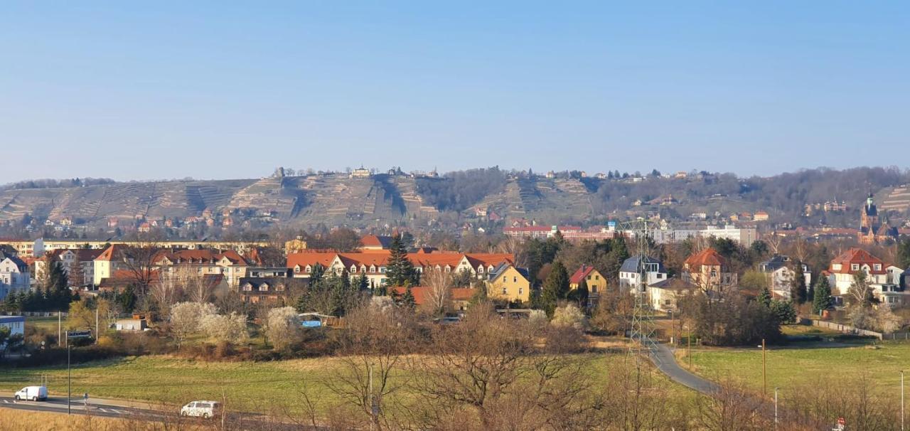 Ferienwohnung Am Elberadweg Dresden Eksteriør bilde